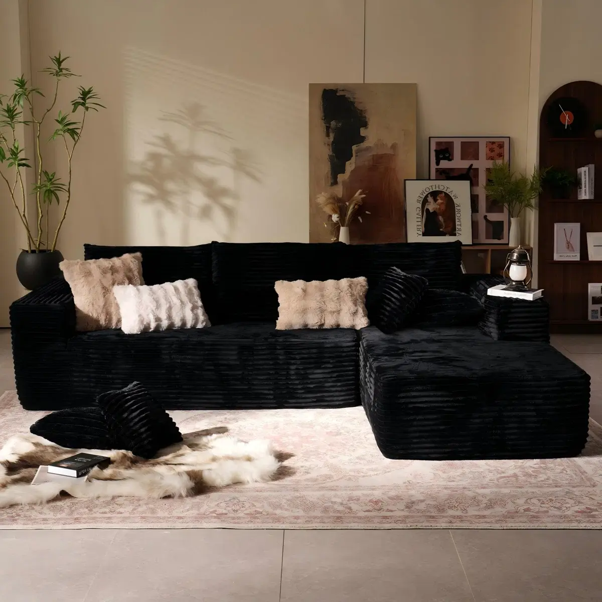 Black-right-facing Chaise