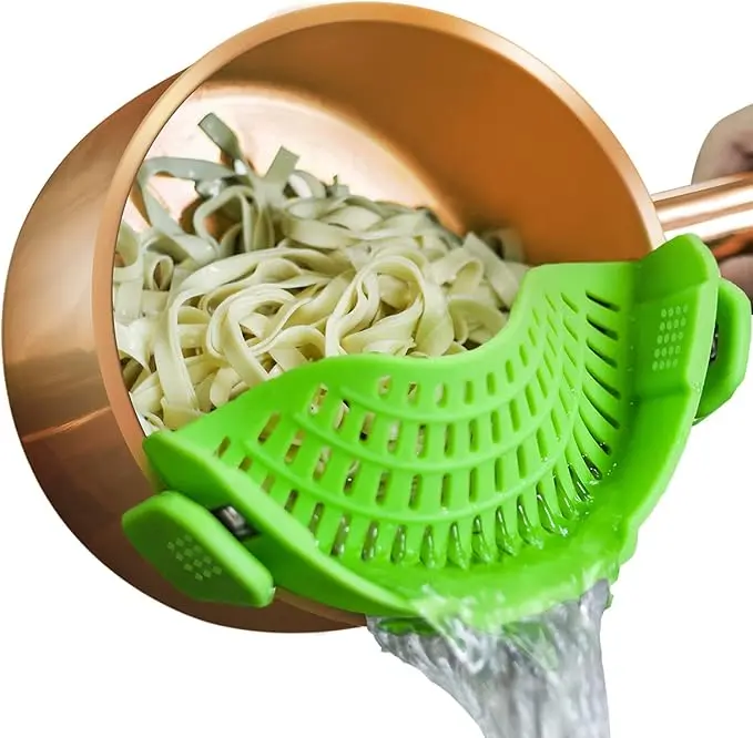 Clip On Strainer Silicone Pots and Pans, Pasta Strainer Clip on Food Strainer for Meat Vegetables Fruit Silicone Kitchen Colander, Green