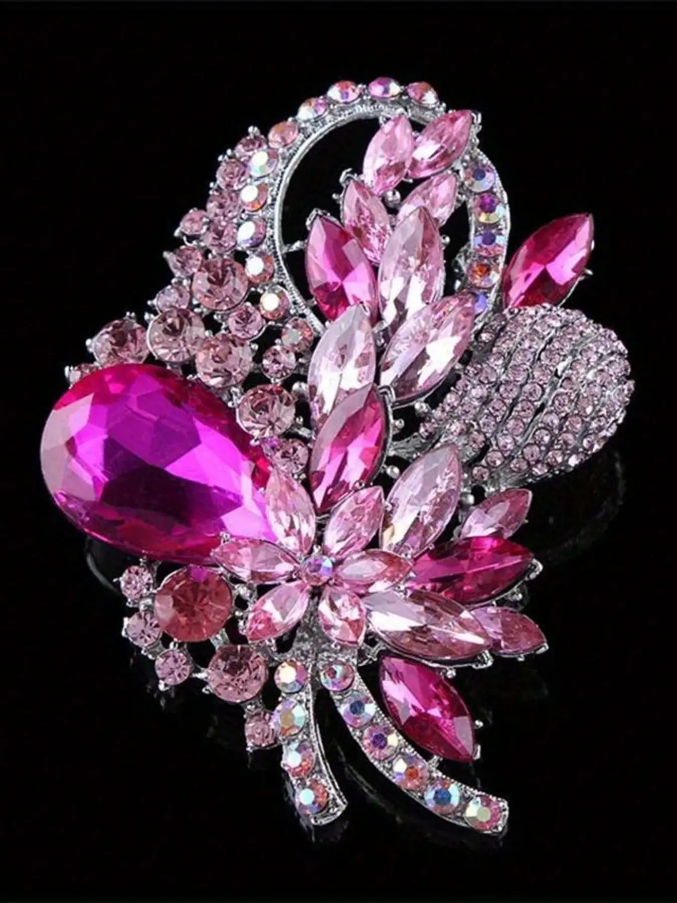 Luxurious Fashion Women's Sparkling Rhinestone Brooch with Crystals, Crystal Suit Jacket Pin, Elegant Ladies' Accessory, Flower Brooch Pin, Single Pack