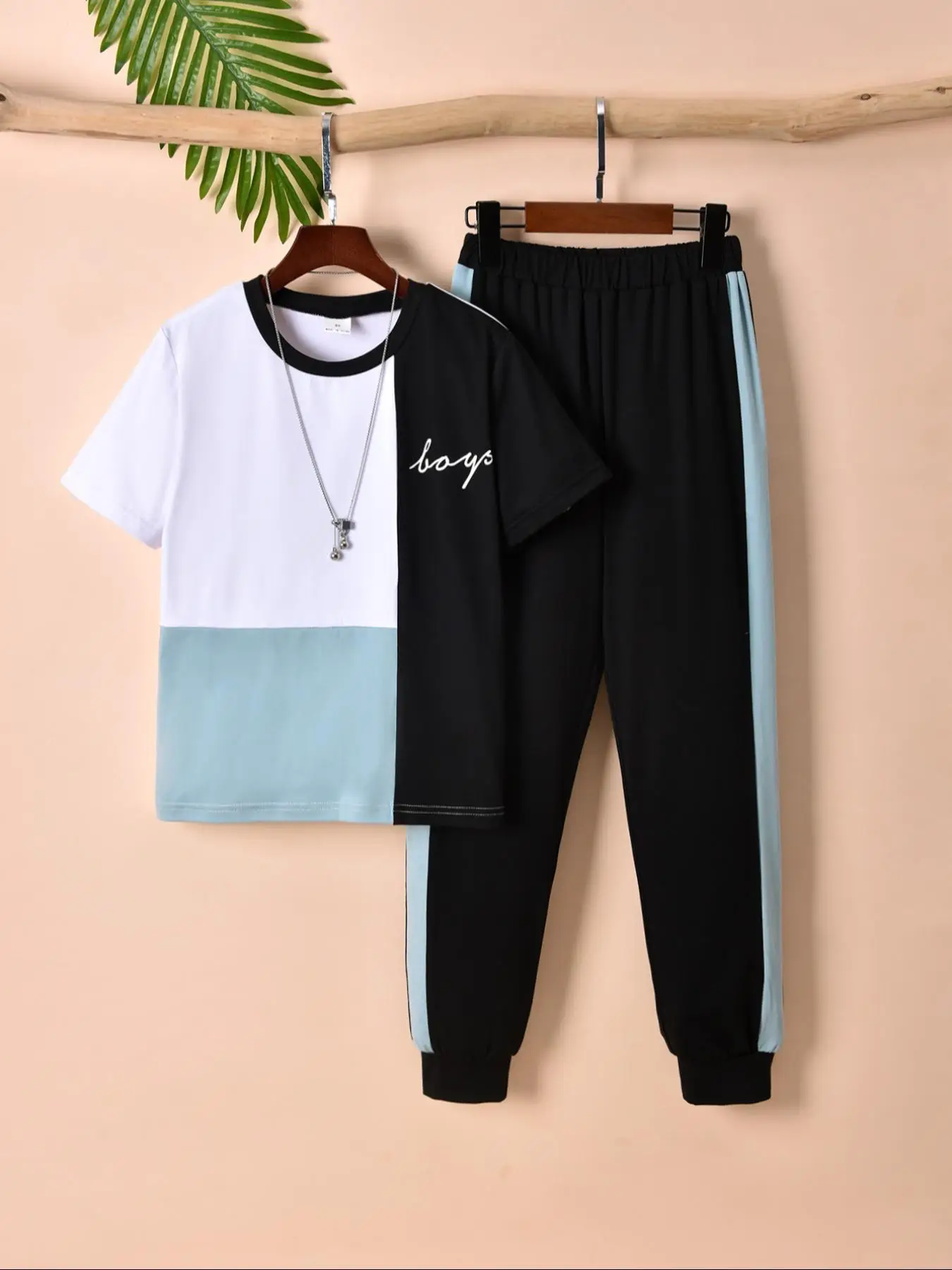 Two-piece Set Boy's Colorblock Short Sleeve Tee & Jogger Pants, Casual Round Neck T-shirt & Sweatpants for Summer, Kids Clothes for Daily Wear