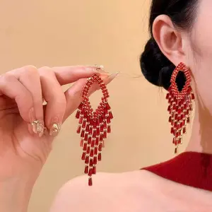 Super sparkly diamond-filled silver zircon tassel earrings, feminine high-end banquet evening dress earrings, unique party earrings