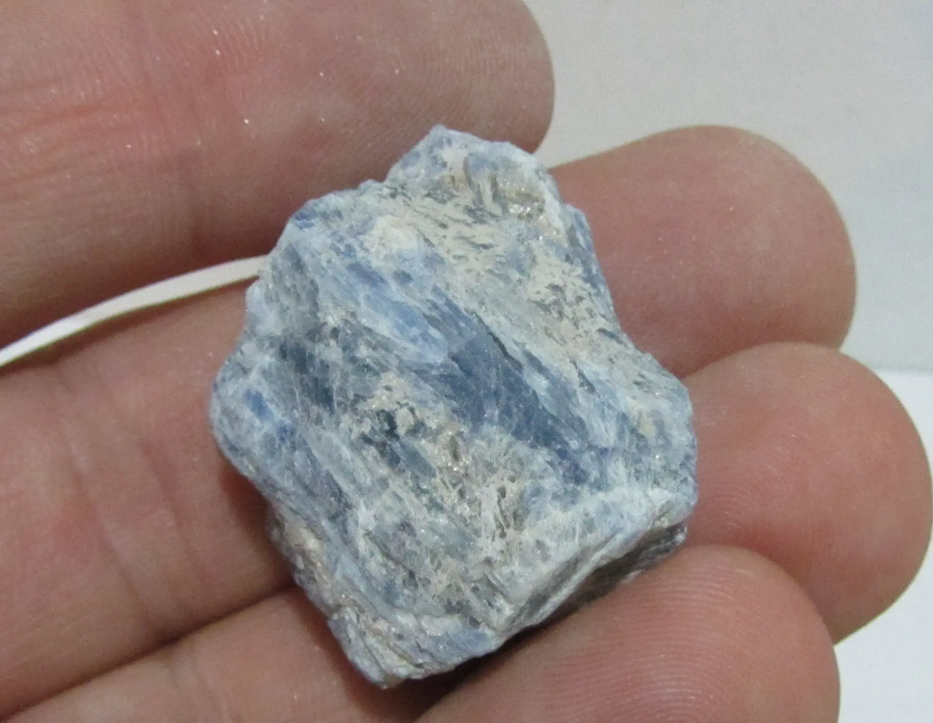Blue Kyanite Clusters Small-Medium – 2 LB Box