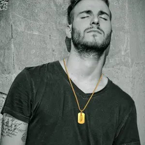 OIDEA Men's Gold Tone Bullet Pendant Necklace, Openable Stainless Steel Locket Charm with 22" Chain, Classic Bold Jewelry Gift for Him