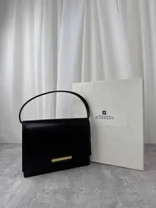 Pre-owned Givenchy As Shown Tote Bags handbag, cowhide leather, black MRA576