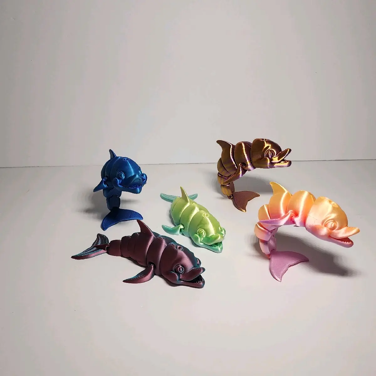 Flexi Dolphin Figuine - Home Decore articulated model