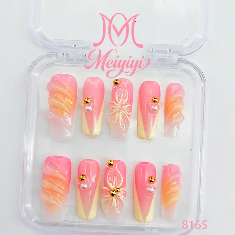 .DP.8165.Gradient carved wearable nails .DP.8165.Gradient carved wearable nails