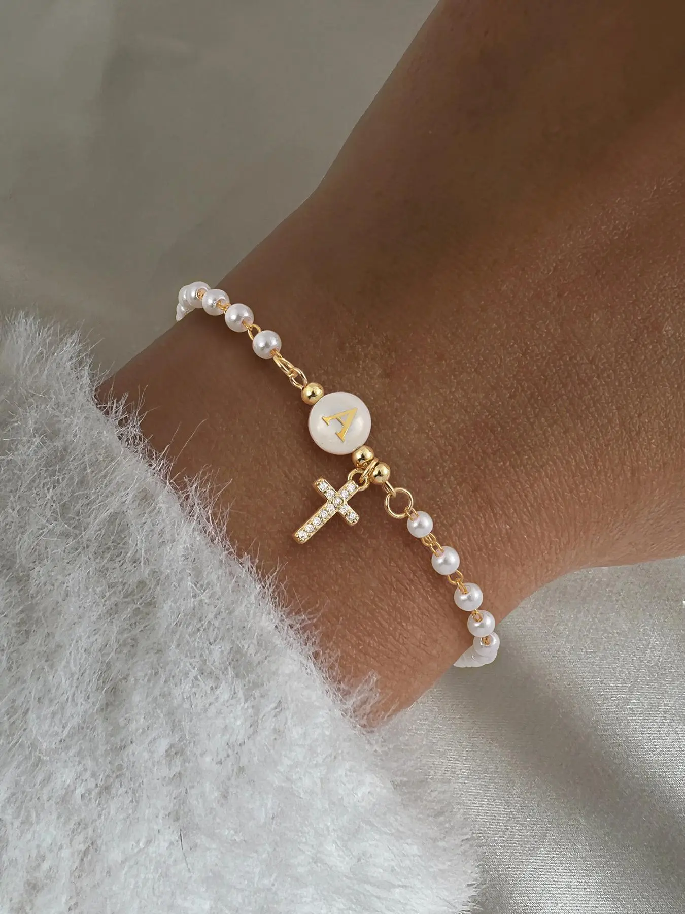 Faux Pearl Letter Decorated Cross Charm Bracelet, Fashion Jewelry for Party, Daily Clothing Decor, Trendy All-match & Exquisite Jewelry for Birthday G
