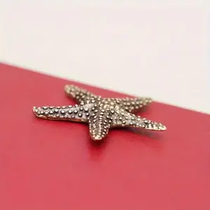 Vintage Brass Starfish Decorative Sculpture, Nautical Style Tabletop Ornament, Perfect Gift for Ocean Enthusiasts, High-Quality Craftsmanship