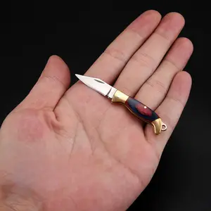 Mini knife keychain pocket knife foldable portable knife, convenient for express delivery, portable knife for kitchen, small-sized knife