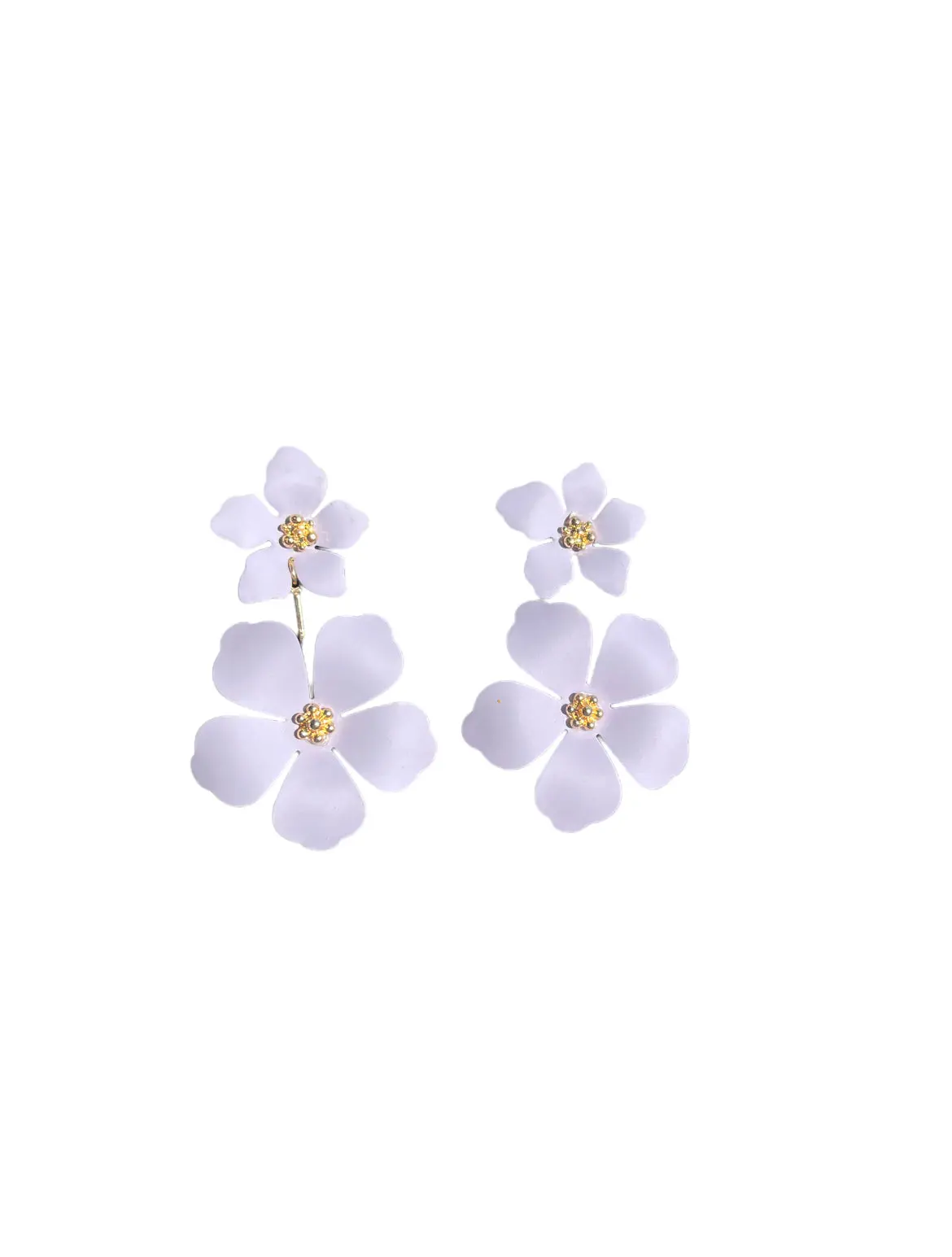 Lavender/Purple Gold Tone Dangle Flower Blossom Earrings