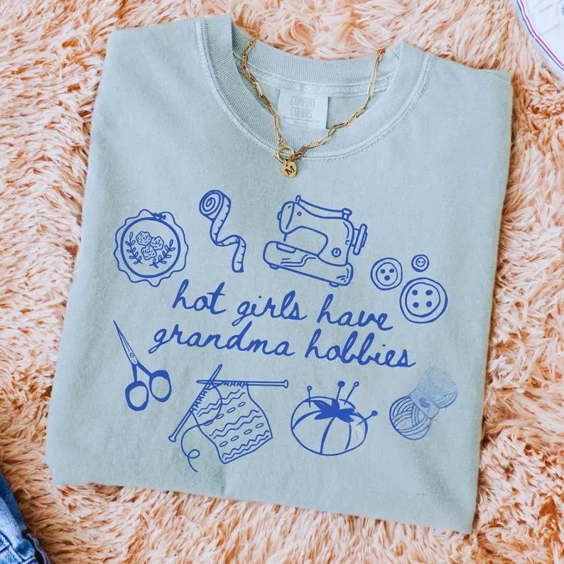 Comfort Colors Funny Granny Era T-Shirt, Vintage Style Grandma Core Graphic, Thrifting Trendy Shirt
