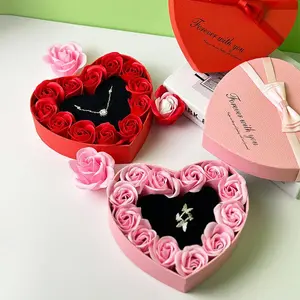 Artificial Rose Gift Box, Eternal Rose Flower, 1 Count Romantic Heart Shaped Gift Box with Soap Flower, Anniversary Wedding Gift, Holiday Decorations, Home Decoration Ornaments