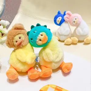 A Plush Keychain of a Tilted-Head Duck, a Little Duck Keychain Ornament, Car Keychain, Bag Charm, Keychain Additions, Phone Pendant, Suitable As a Gift for Family, Lovers, And Friends for Birthdays, Parties, And Valentine'S Day