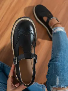 Women's Thick Sole Block Mary Jane Shoes, Vintage British Style, Breathable Carved Flower, 4cm Hidden Height Increase, Adjustable Magic Tape