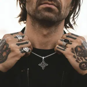 Stainless Steel Celtic Knot Pendant Necklace for Men Women Irish Knot Amulet Jewelry Vintage Lucky Celtic Jewelry