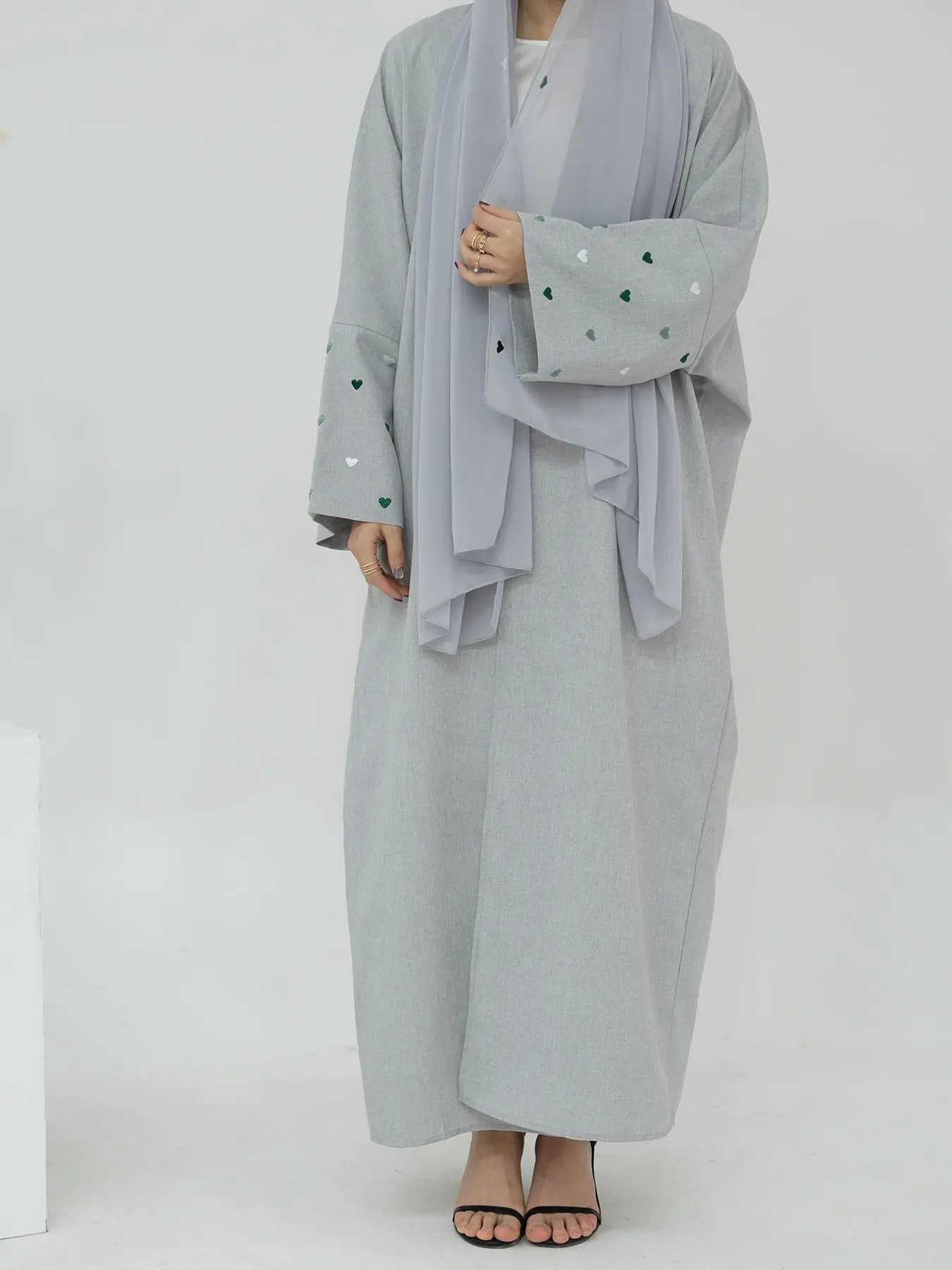 Women's Heart Embroidery Batwing Sleeve Abaya, Modest Fashion Long Sleeve Loose Abaya for Spring & Fall, Arabic Clothing for Women