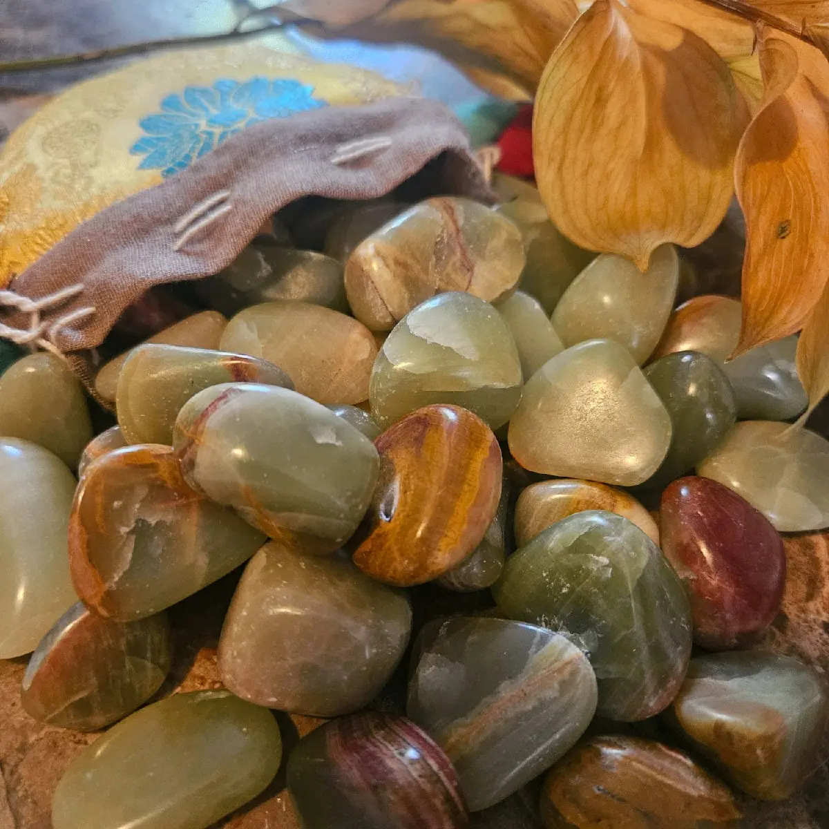 Polished Green Aragonite Crystal for Emotional Healing and Stress Relief natural crystal