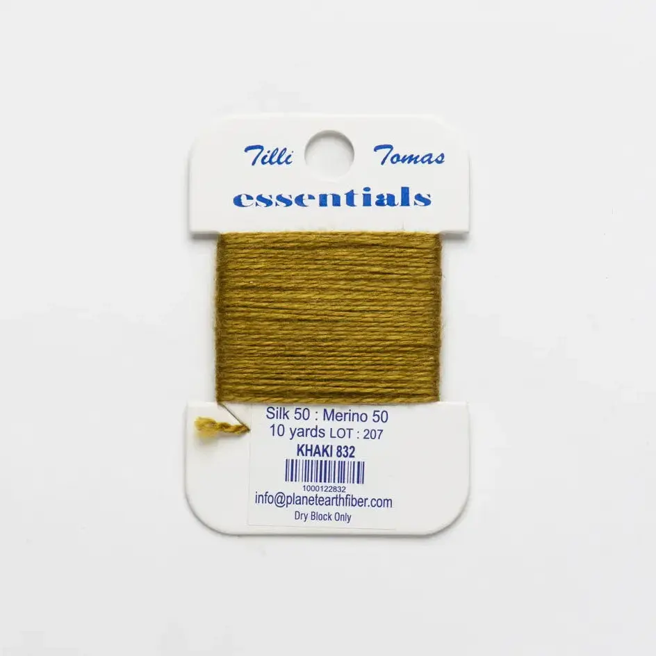 Essentials Card 832 Khaki