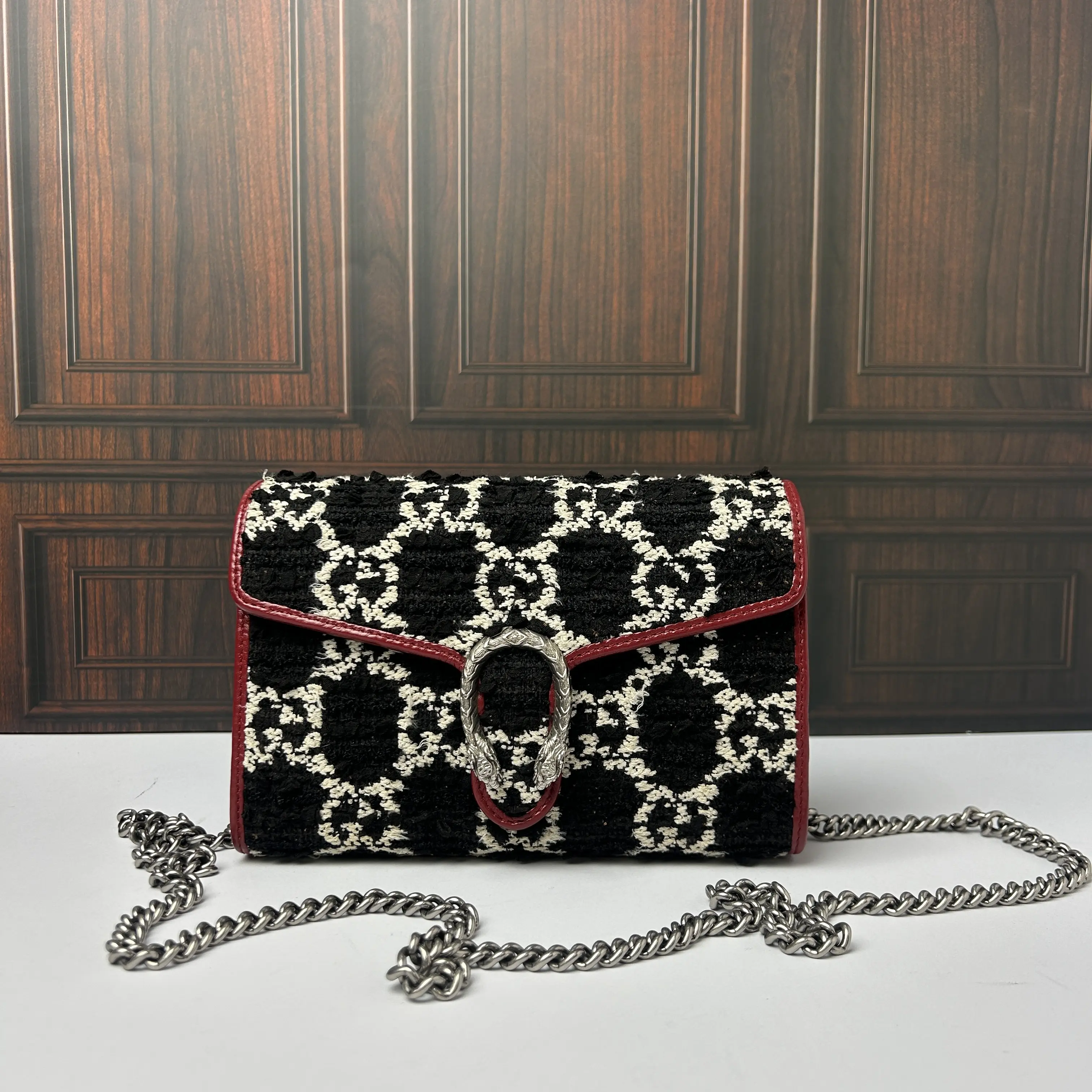 Pre-owned GUCCI crossbody bag 888