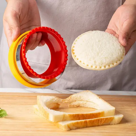 1 Piece Stainless Steel Diy Bread Cutting Mould, Pocket Sandwich Cutter, Sandwich Cutting Die, Stencil For Bread & Toast, Sandwich Press Tool, Slicer, Pocket Bread Maker, Home Toast Baking Mold, Baking Tools, Accessories, Baking Gadget, Baking Supplies