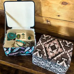 Western Jewelry Box - Organiser for Elegant Storage