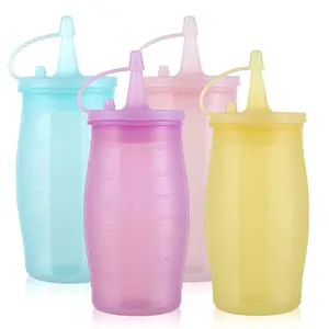 4-piece Seasoning squeeze bottles, silicone sauce squeeze bottles, leak-proof condiment containers, easy to squeeze, suitable for oils, honey, and salad dressings, kitchen squeeze condiment bottles.