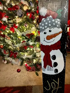 Snowman Hand Painted 4' Leaner Christmas Decor Pack Wood Hat Room Standing Wall Ornaments Decoration