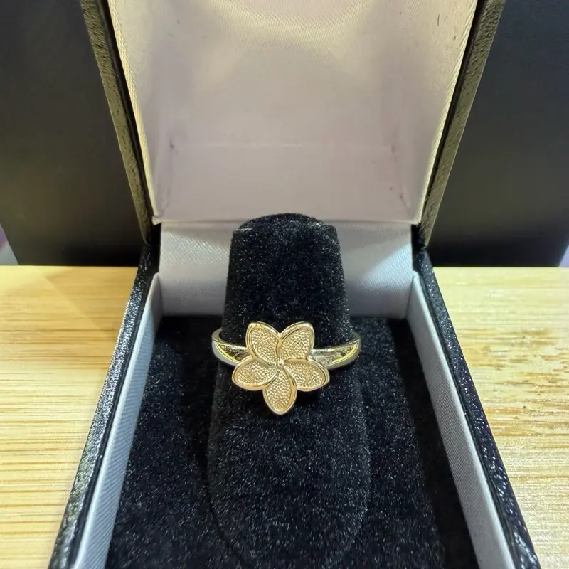 Flower Ring 14Kt Gold- Size #7