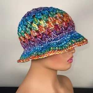 Crochet Bucket Hat | Crayon Box