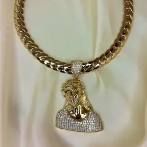 Cuban Chain with Jesús Pendant 24 Inches Metal Coated Necklace for Men Daily Wear Fashion Accessory Gift