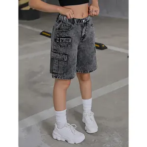 Girls' loose-fitting denim cargo shorts with flap pockets, elastic waist, comfortable and soft fabric suitable for all seasons, perfect for back-to-school season, outdoor street style cargo shorts
