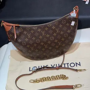 Pre-owned Louis Vuitton Loop Hobo GM Bag, Monogram & Monogram Reverse Two Tone Canvas, Microchipped（20417972）