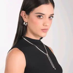 Platinum Plated Necklace with Shiny Geometric Structure for Women's Fashion Jewelry