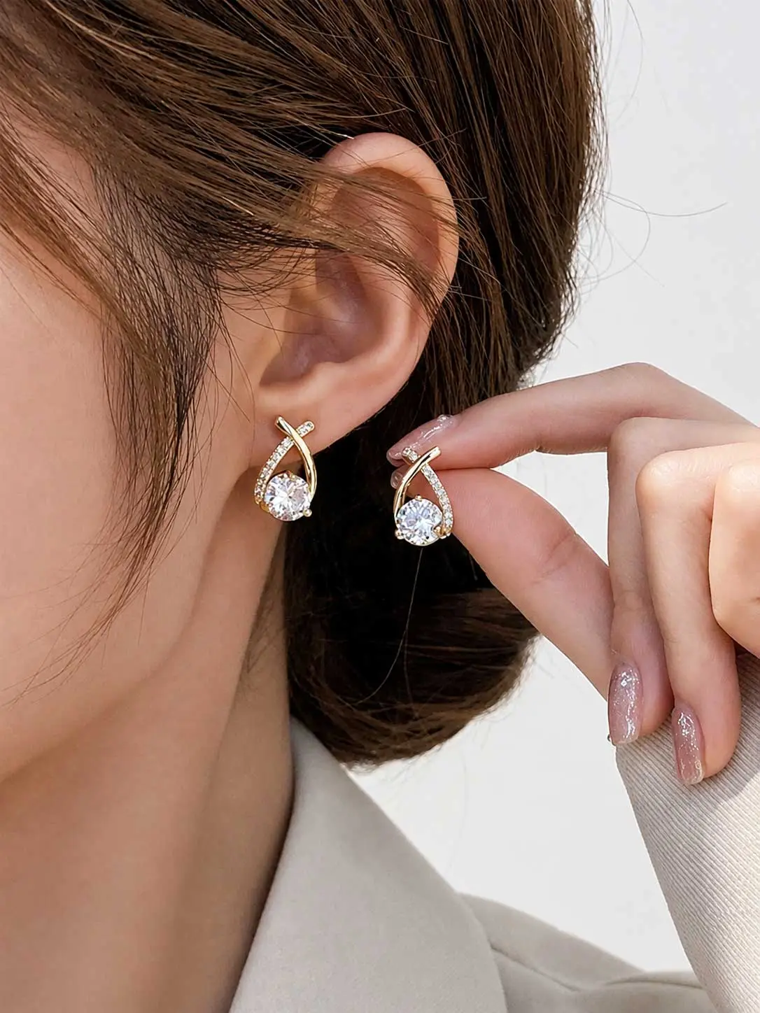 Elegant Cubic Zirconia Stud Earrings for Women, Sparkling Rhinestone Studs Earrings, Shining Earrings, Fashion Earrings for Daily Wear Party Wedding, Trendy All-Match Jewelry, Cute Small Ear Studs, Exquisite Birthday Gift Jewelry for Her chic
