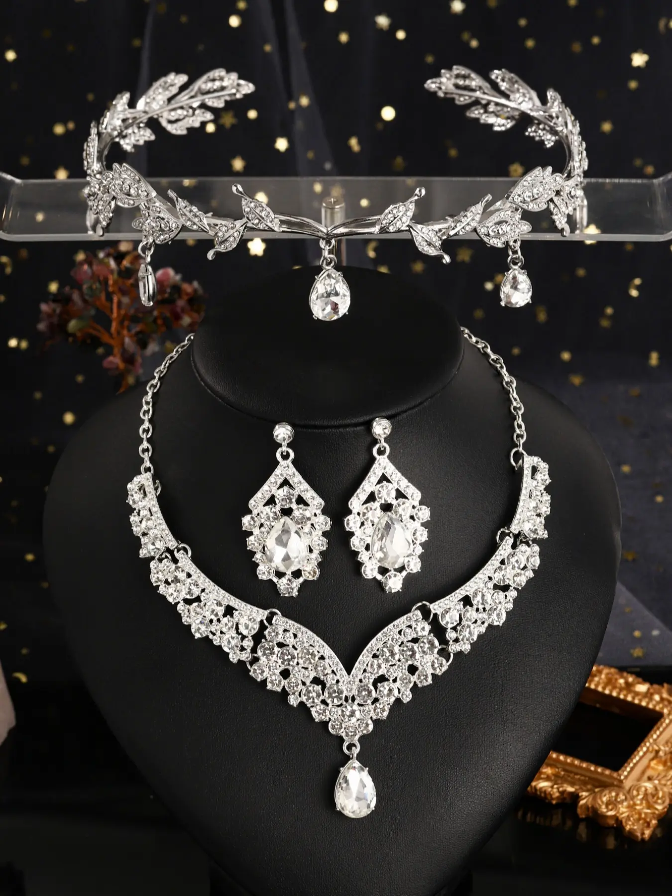 4 Piece Fashion Jewelry Set, Alloy Leaf Crown Headpiece, Sparkling Rhinestone Necklace Earrings, Perfect for Wedding Birthday Party Dance School Gala, Elegant Jewelry Set