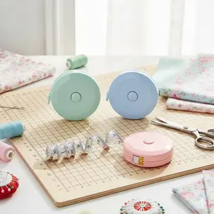 Portable Retractable Body Measuring Tape 150cm 60 Inch Ergonomic Design Accurate Tailor Sewing Soft Ruler for Fitness Waist Sewing Home Use Retractable Tape Measure
