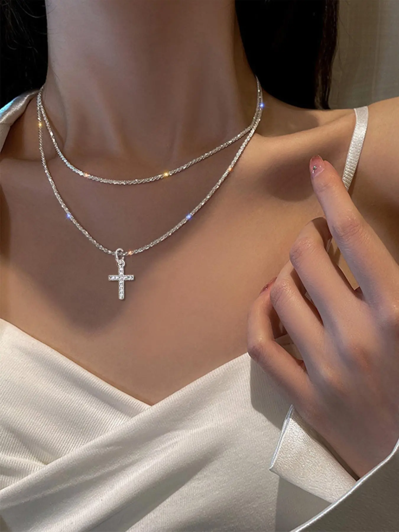 Women's Elegant Rhinestone Decor Cross Pendant Necklace (2pcs/set), Dainty Cross Necklace, Exquisite Trendy Pendant Necklace, Fashionable Jewelry for Women As Gift, Dainty necklaces