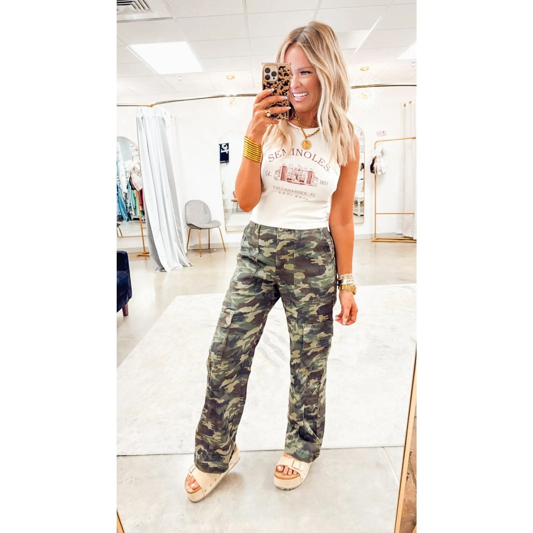 パンツ BALENCIAGA camouflage cargo pant 2021AW Balenciaga Men's Camouflage Flocked Cotton Relaxed-Fit Cargo Pants