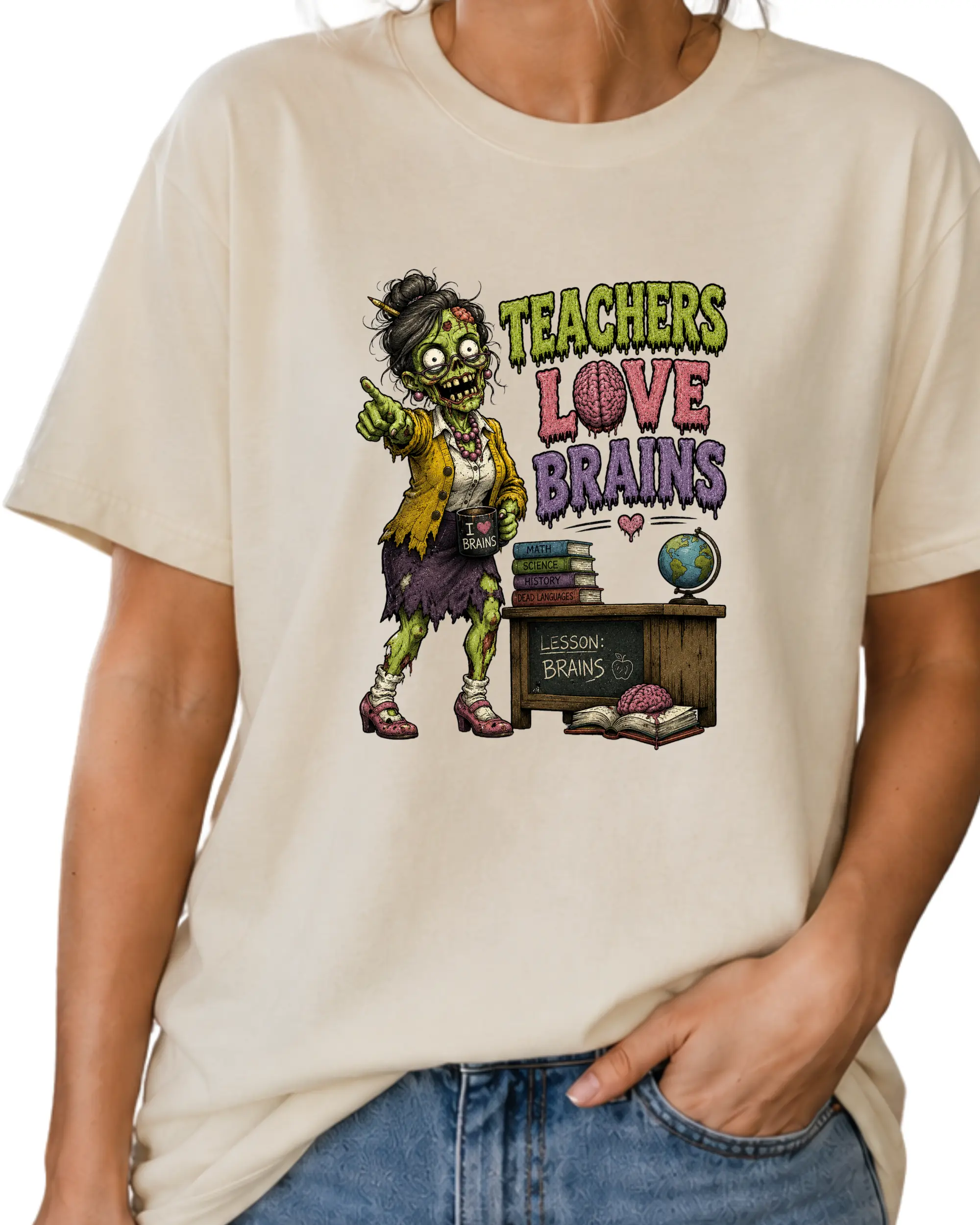 Teachers Love Brains Funny Zombie Halloween Teacher Graphic Tee