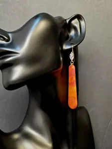 Élan Elegant | Handmade Resin Drop Earrings |