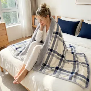 Dual-Layer Blanket Fleece Blanket, Gray and White Checkered Pattern, Reversible Soft Twin (Gray Plaid)