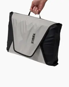 Thule Garment Folder Packing Organizer – Travel Clothes Folder for Luggage, Black/Grey
