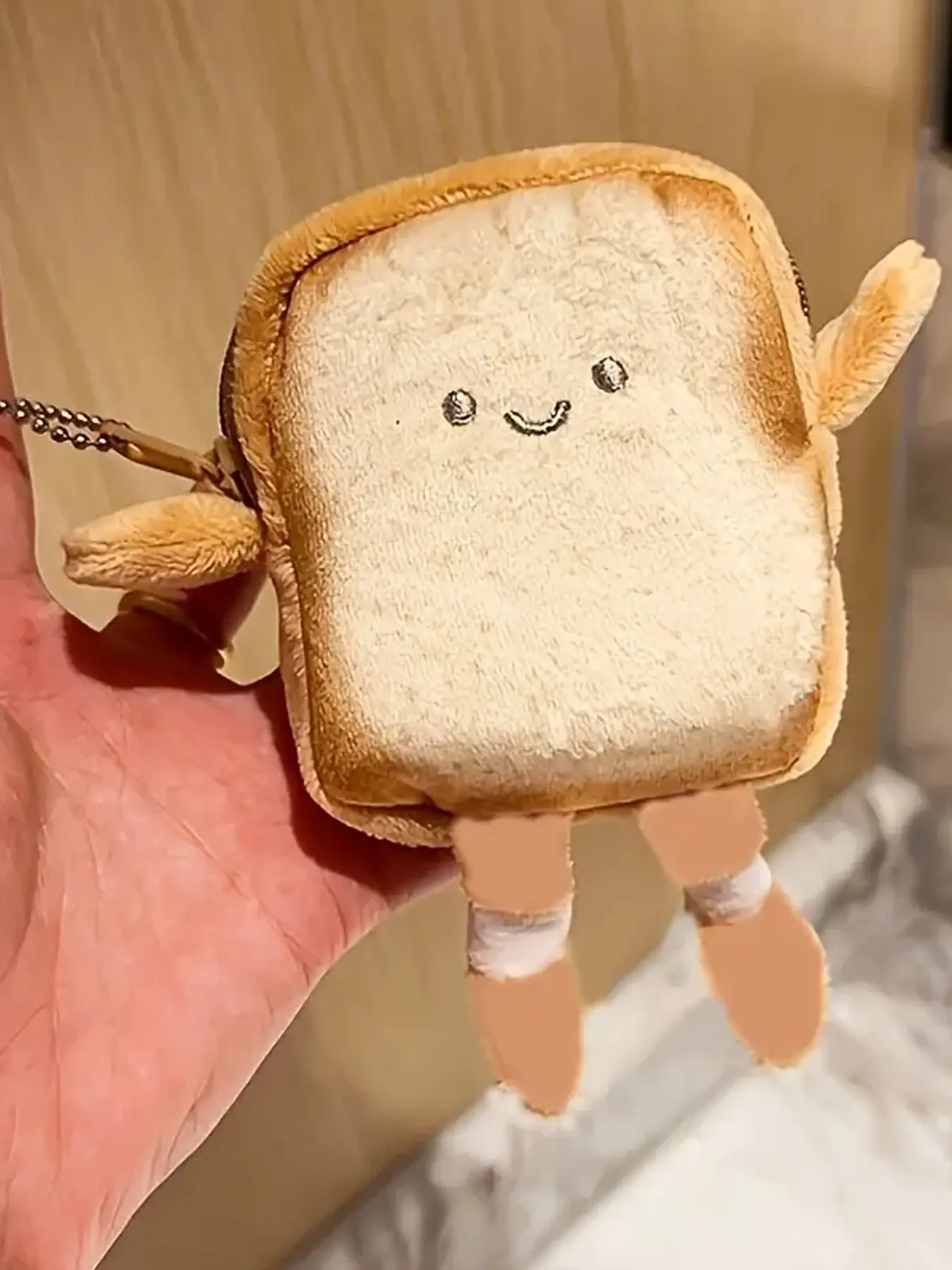 1pc Toast-Shaped Coin Purse, Cute Cartoon Earphone Bag, Portable Small Storage Pouch, Faux Fur Material, Women'S Fashion Accessory Wallet, Zipper Coin Purse, Coin Pocket, Zippered Coin Pouch