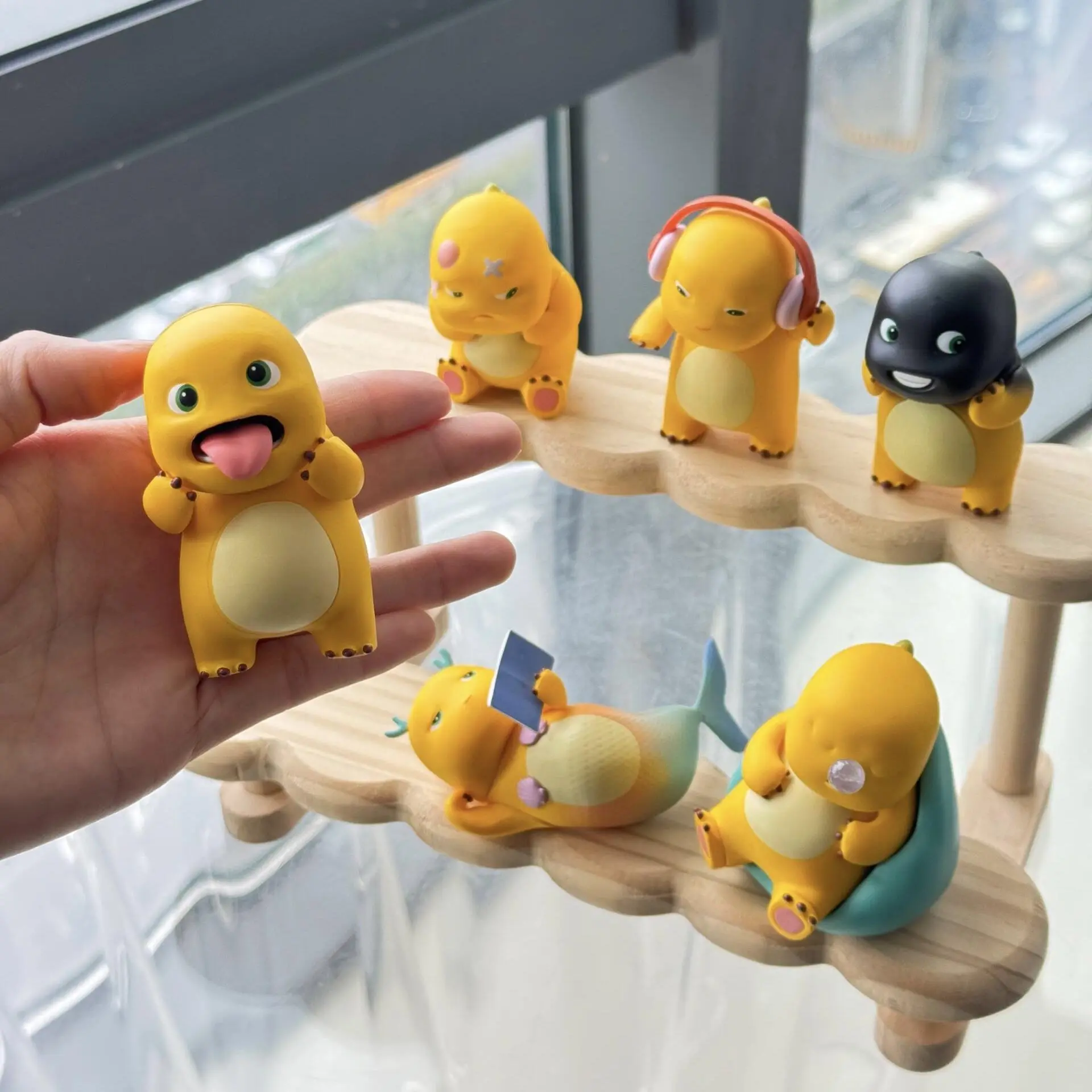 Cute Yellow Mini Glowing Milk Dragon Plush Toy - Hand-Held Office Accessory, Stress-Relieving Home Decor, Kids Holiday Gift, Complete Set Stuffed Cartoon Figurine