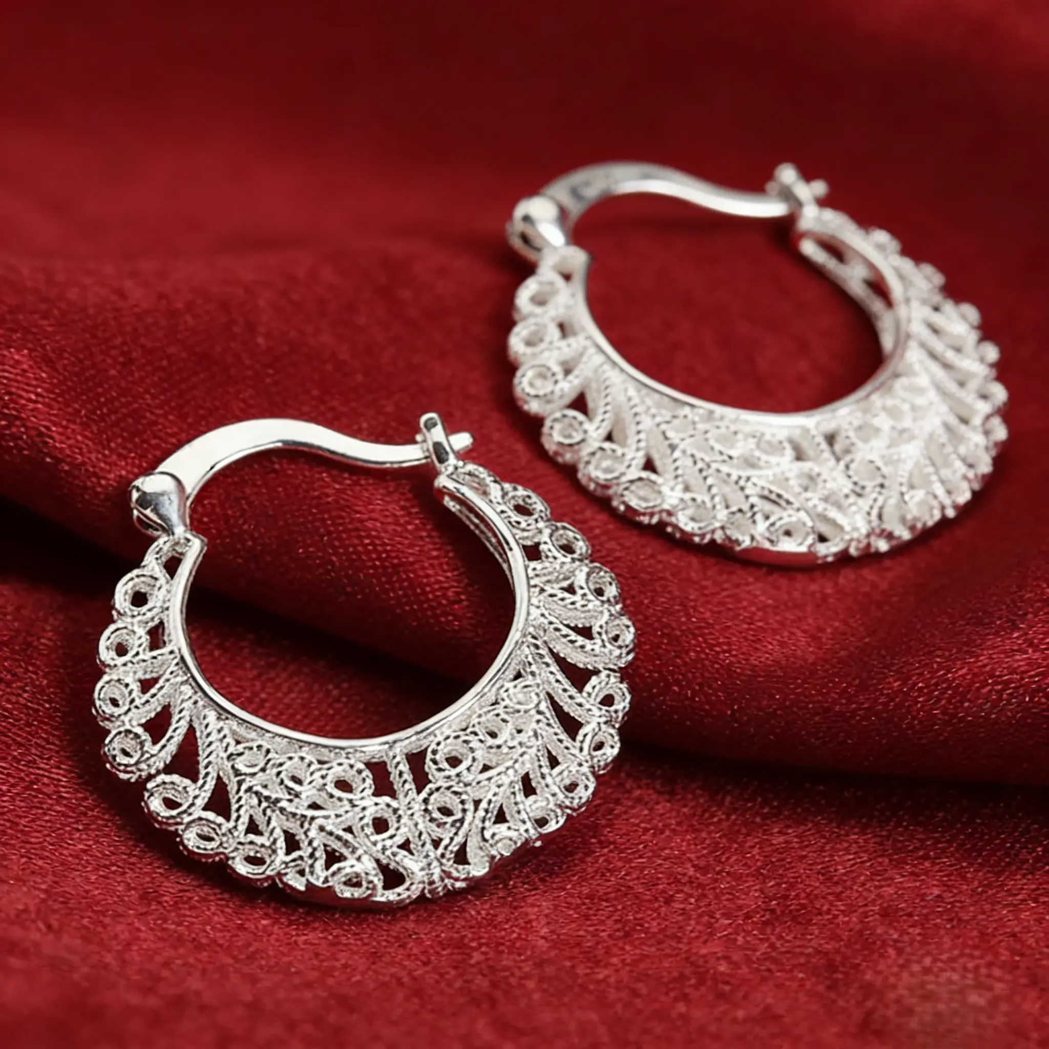 Women's Silver Plated Hollow Moon Geometric Hoop Earrings - Personality Carved, Bridal Wedding Party Jewelry, Fashionable Simple Style, Ideal Gift for Women, Earrings For Women