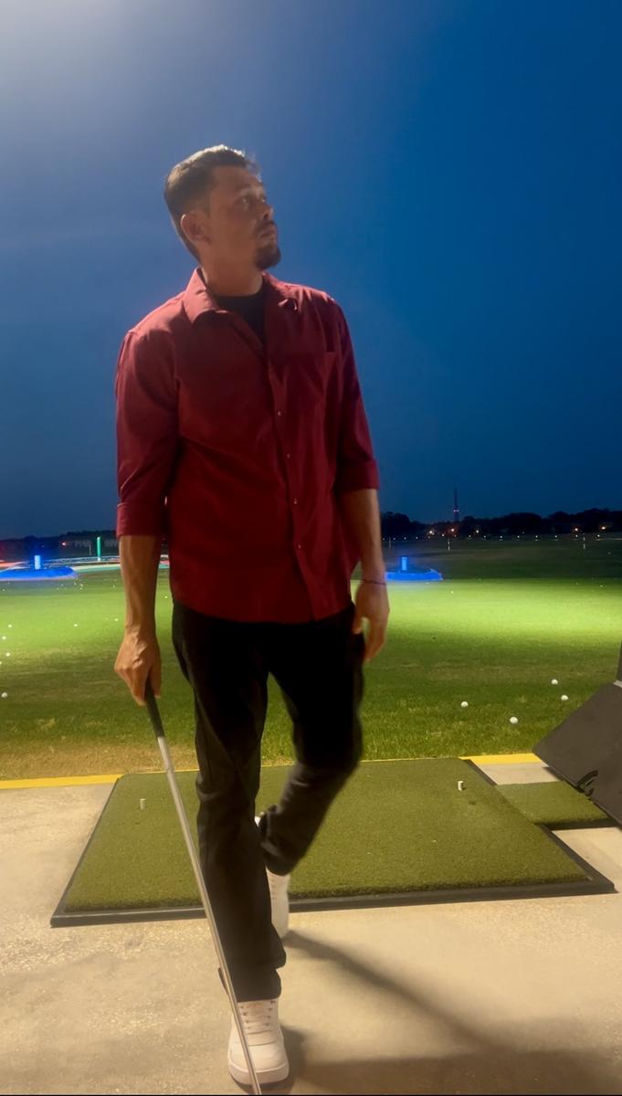 Item: Black-White-Red, XL