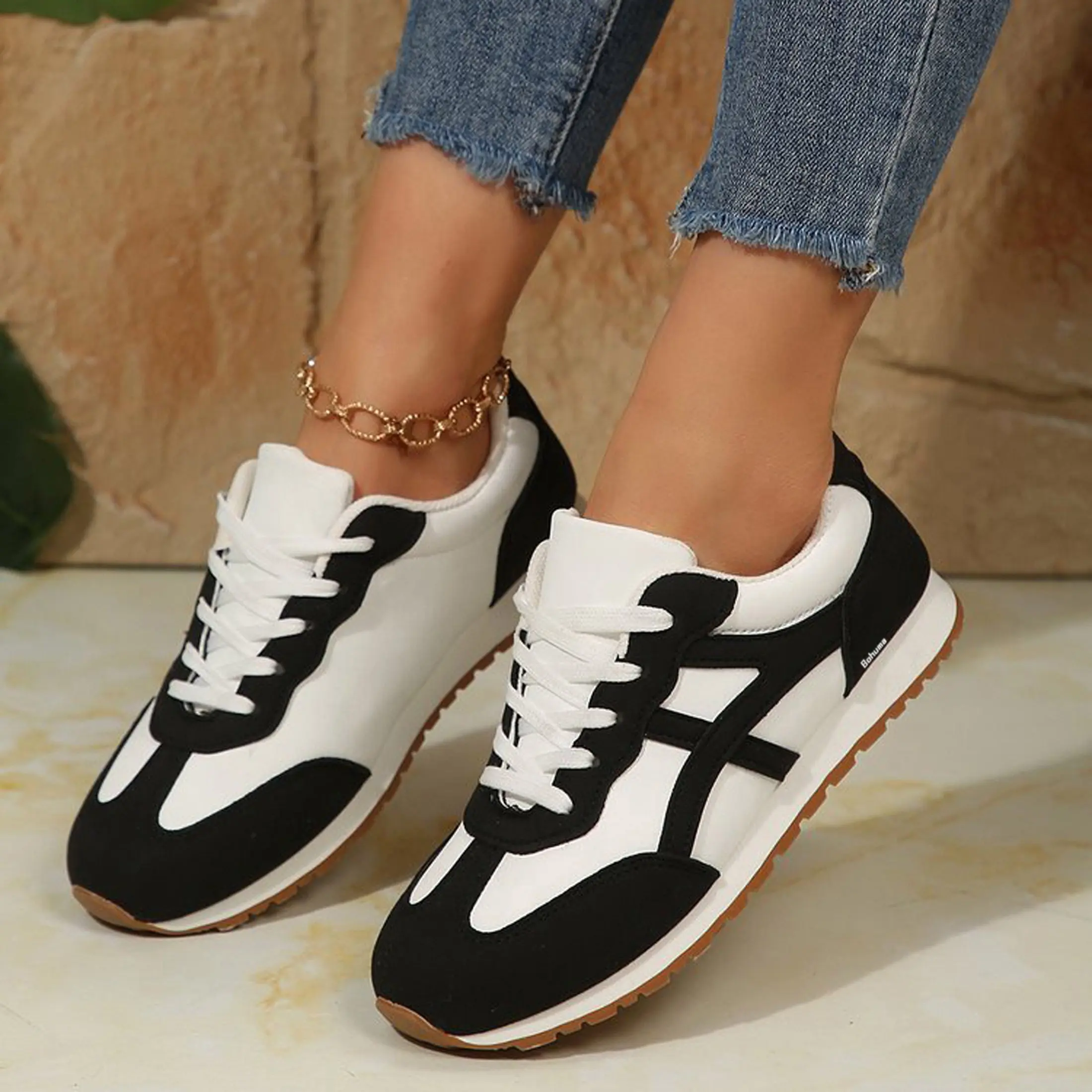 Women's Classic Lace Up Trainers Round Toe Color Block Shoes Non-Slip Lightweight Daily Sneakers Springfresh