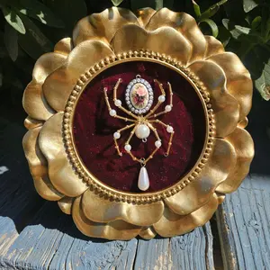 maggie beaded spider art