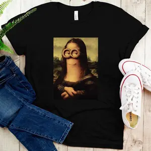 Minion Lisa  T-Shirt