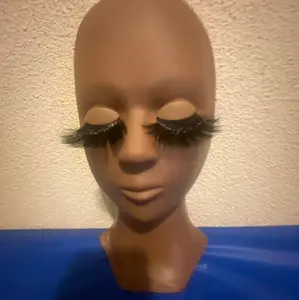 Fluffy Lash Fluffy Lash